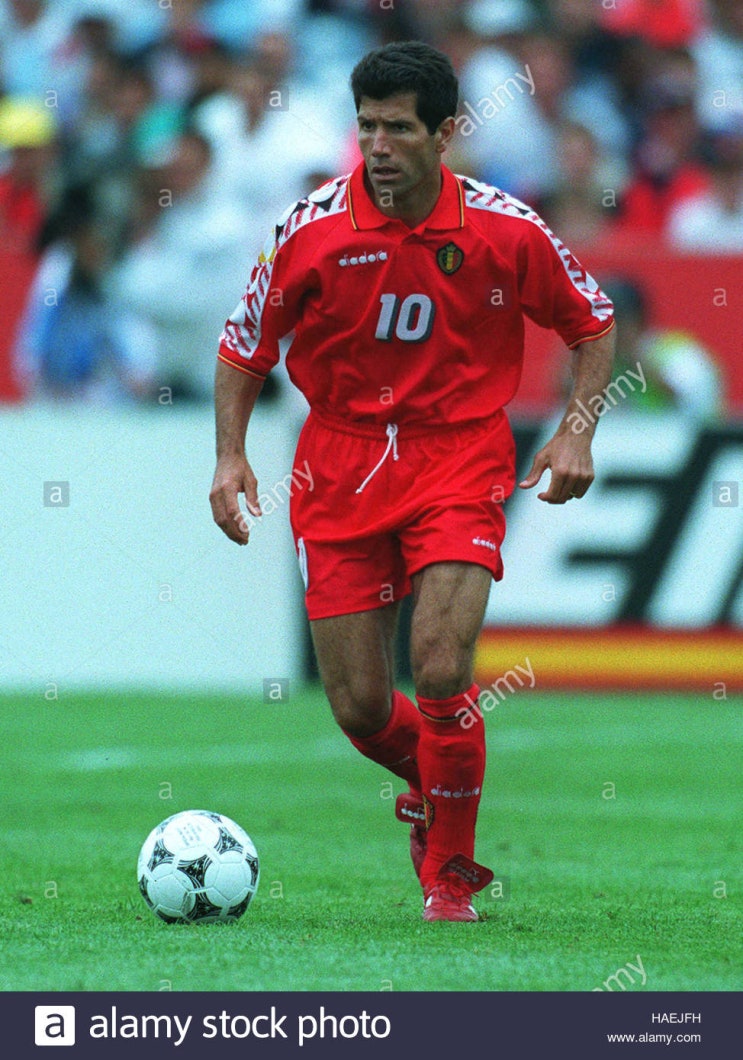 1990년대 유럽 축구선수-19. 붉은악마의 수장 엔조 시포