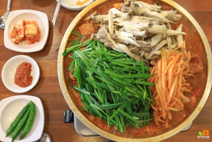  성신여대 맛집, 굽지 않고 졸여~