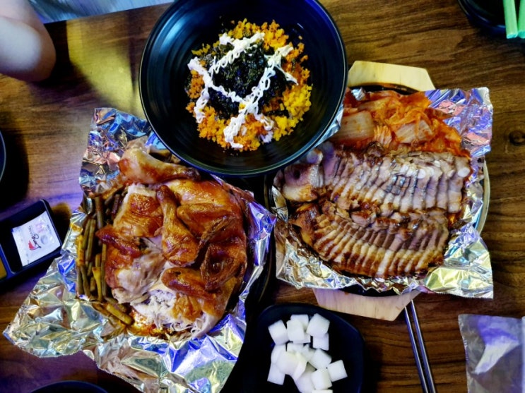  청라 구도로통닭, 마늘쫑닭 김치삼겹살 너무 맛있잖아!