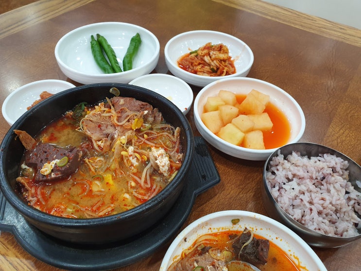 은희네해장국 외도점 제주소고기해장국 은희네해장국본점보다 낫다? 은희네해장국 외도점 제주소고기해장국 은희네해장국본점보다 낫다?