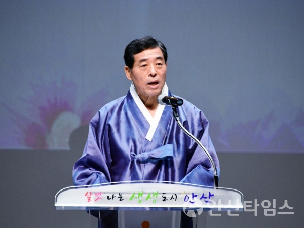 [안산타임스] 안산시, 제74주년 광복절 경축식 개최…시민 1천500여명“대한민국만세!”