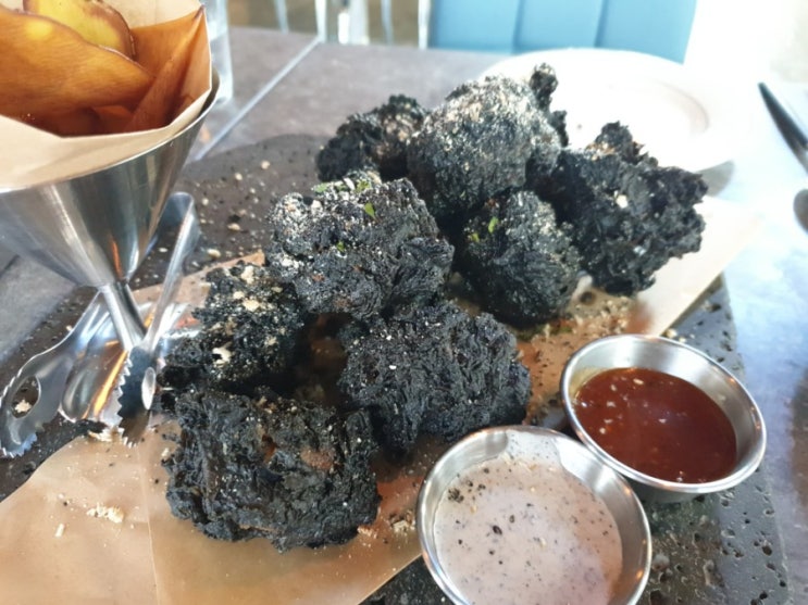  병점 맛집, 비트라제이(vitra.J)! 현무암 치킨 대박...!
