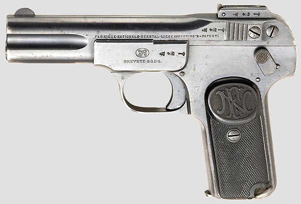 이또호히로부미를 응징한 안중근 장군 권총 FN 브라우닝 M1900을 찾습니다.