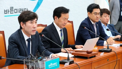 운동권 출신 하태경 "조국, 사노맹을 경제민주화로 포장⋯국민 기만·위선” 운동권 출신 하태경 "조국, 사노맹을 경제민주화로 포장⋯국민 기만·위선”
