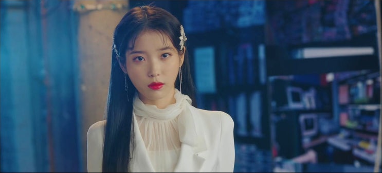  호텔 델루나 장만월 아이유 배경화면 고화질 1화