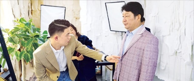  잊혀져가는 봉제·재단·건설·목공 기술자들, 마을기업 장인으로 '화려한 부활’