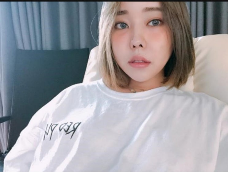  [꽃자,성매매 인정, “왜 당당하냐고? 성매매 맞으니까”... 꽃자 ‘트랜스젠더 성매매 업소 출신’ 정배우 폭로에 인정]