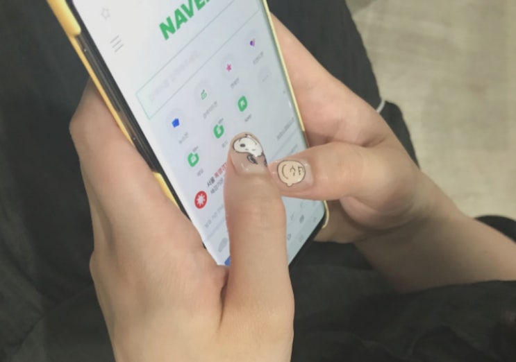  엄지손가락 관절 통증 원인과 관리의 핵심