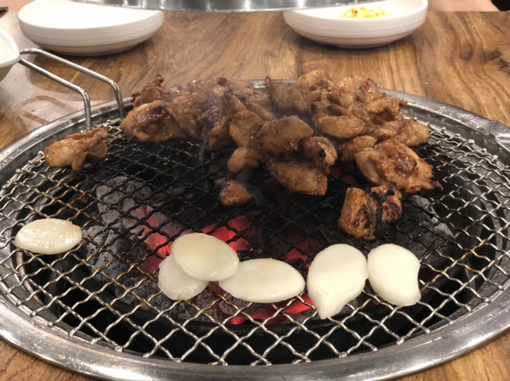  삼계동고깃집 돼지갈비와 닭갈비 무한대로 즐기는 청담어전갈비