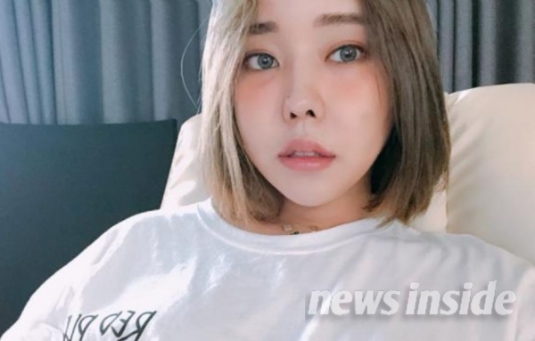  트랜스젠더 출신 유튜버 꽃자
