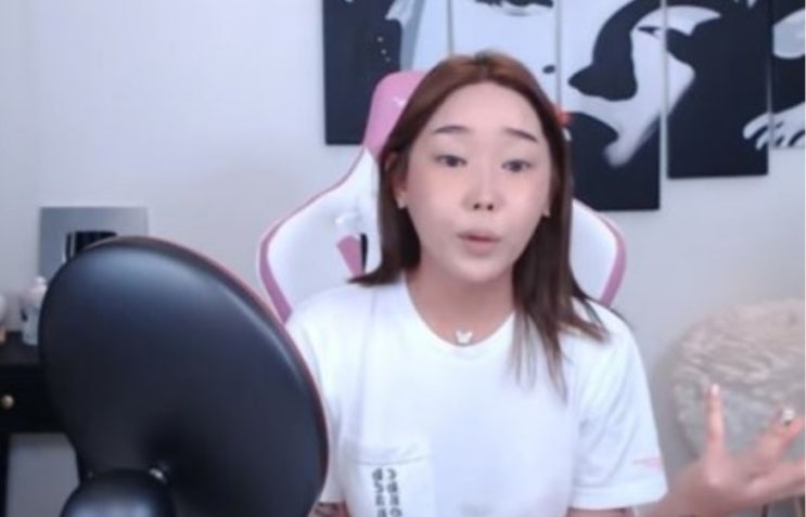 꽃자 누구? 불법 성매매 인정한 `솔직화끈` 트랜스젠더 BJ 꽃자 누구? 불법 성매매 인정한 `솔직화끈` 트랜스젠더 BJ
