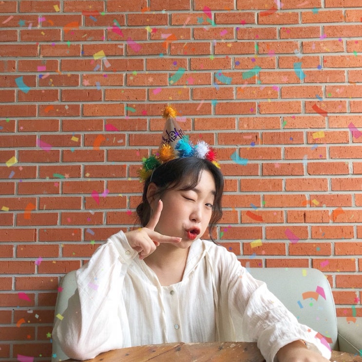  핫 7월 일상기말고사/카페/하늘사진/맨날먹음/대학/콘서트/민증사진/내생일/네모네모로직/알바