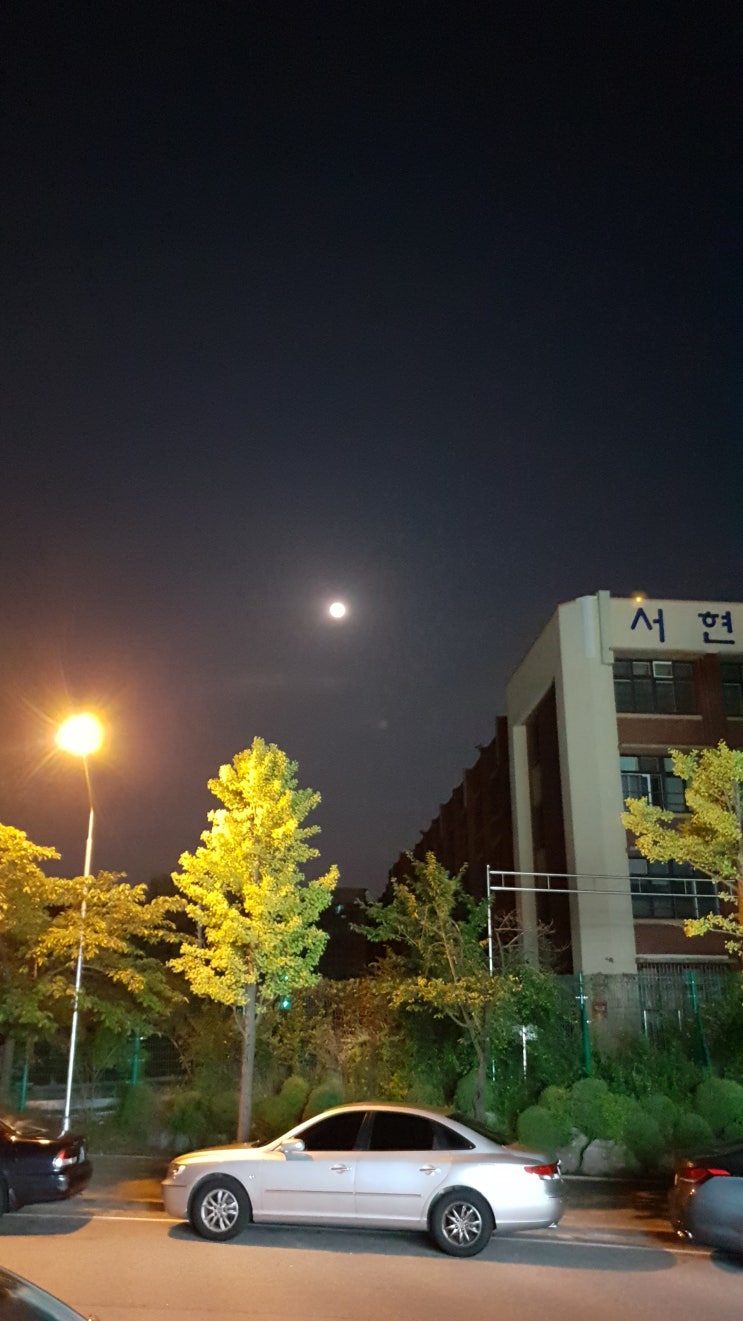  2019.08.17 새벽풍경. 달아달아~  밝은달아