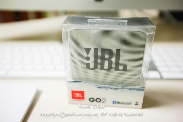 작지만 성능 좋은 블루투스 스피커 JBL GO2