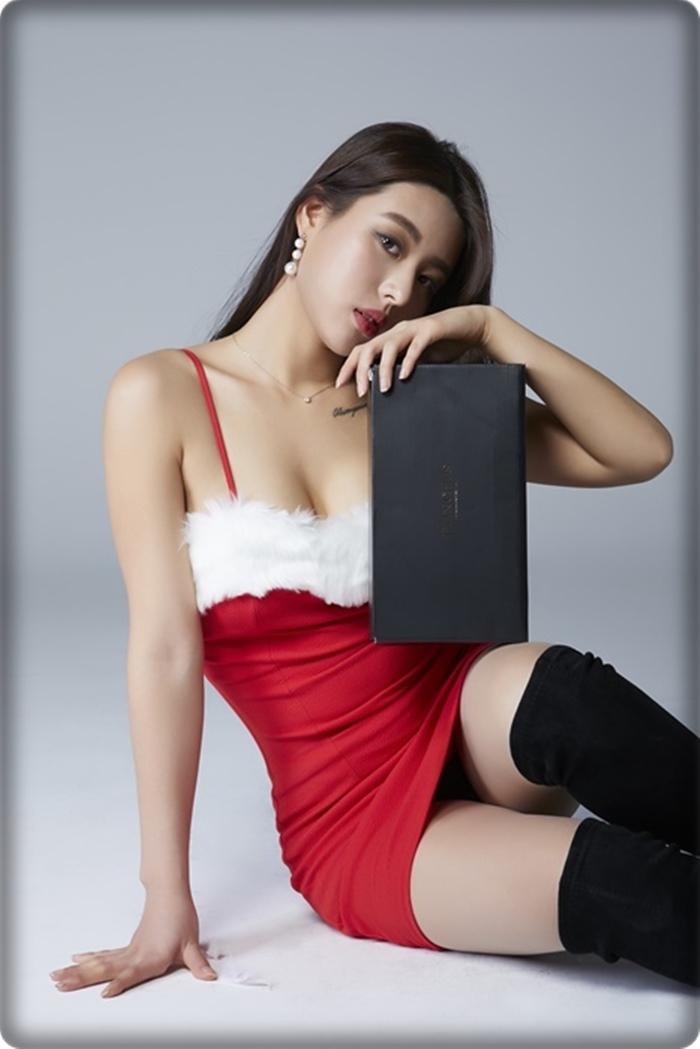  맥심화보 6월호 표지모델 하얀설현 피팅모델 정유나