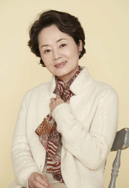  어린시절의 이상형 고 김영애와 같이 작품에 출연했던 최수종
