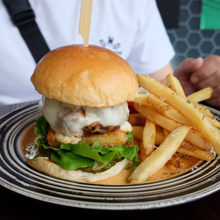  제주도 애월 햄버거 맛집, 몬스터살롱