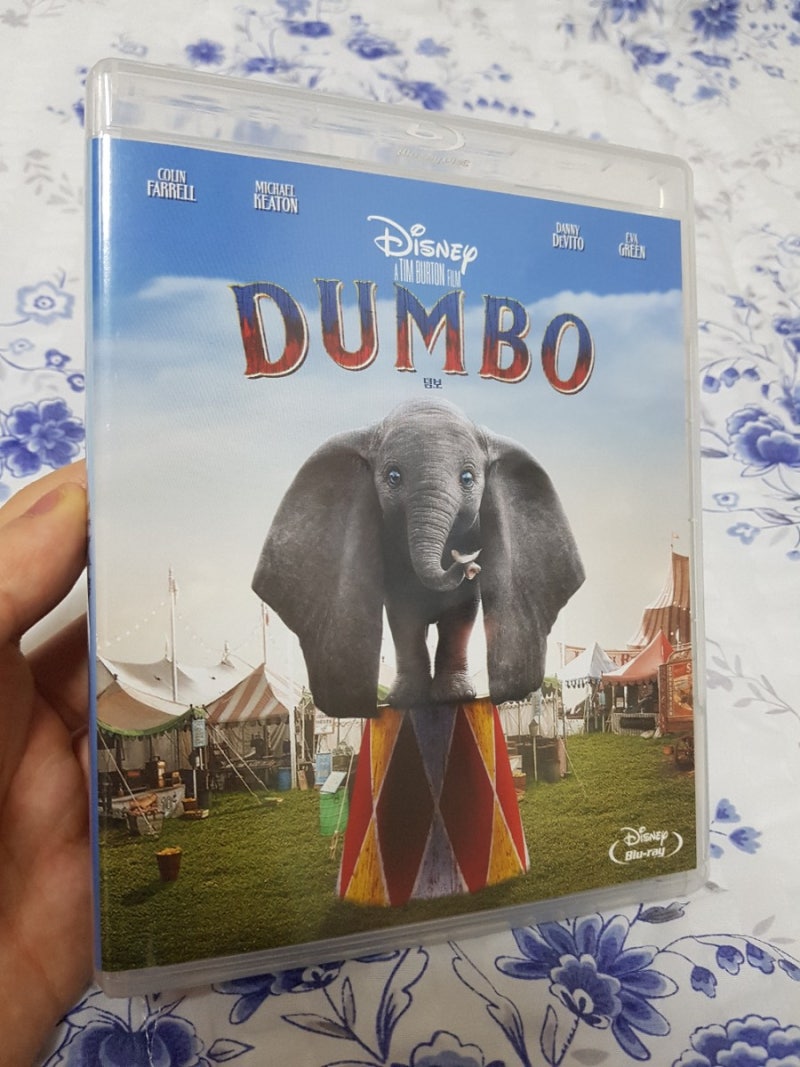 팀 버튼의 덤보 (Dumbo, 2019) 블루레이 : 네이버 블로그, image size:800x1067