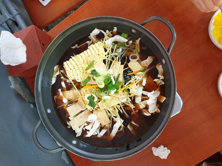 [대학동 떡볶이 '미림분식'] 짜장 떡볶이