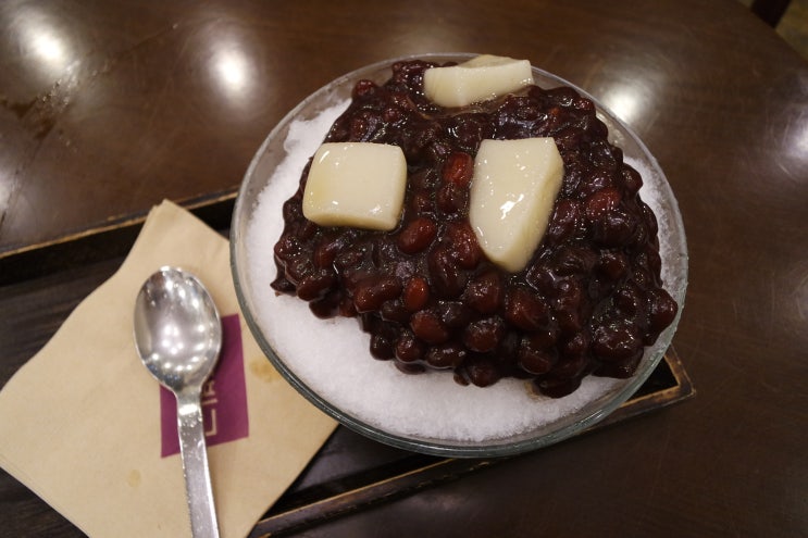  동빙고 오리지널 팥빙수 정말 맛있다. 기본에 충실한 곳!