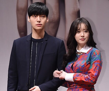  구혜선, 이혼 원하는 안재현 문자 공개하며 따끔한 일침