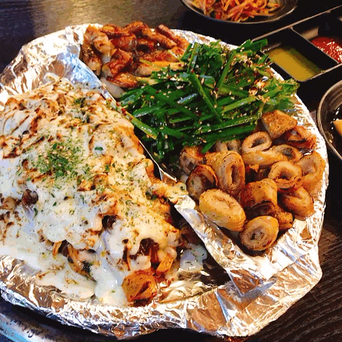  서울 광진구 건대 곱창 막창 맛집 추천 : 도도곱창 특이한 맛있는 같이 먹는 소곱창 치즈 돼지곱창 소금 돼지막창 회식 메뉴판 가격 솔직 후기
