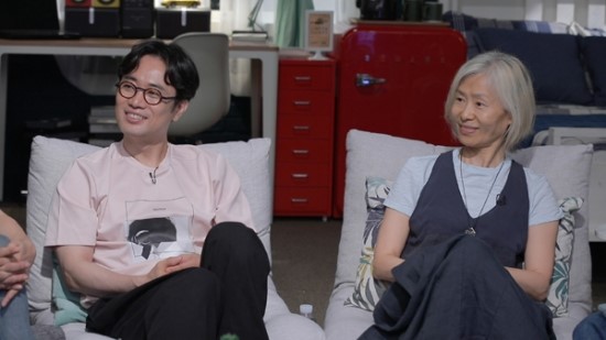 ‘방구석 1열’, 영화 '허스토리' 비하인드 스토리 공개 ‘방구석 1열’, 영화 '허스토리' 비하인드 스토리 공개