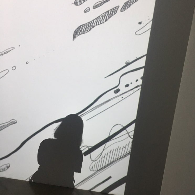  08.02 - 08.09  ’ 넷플릭스 / 먹삼 / 혼자 전시회 / 메이플 / 두끼