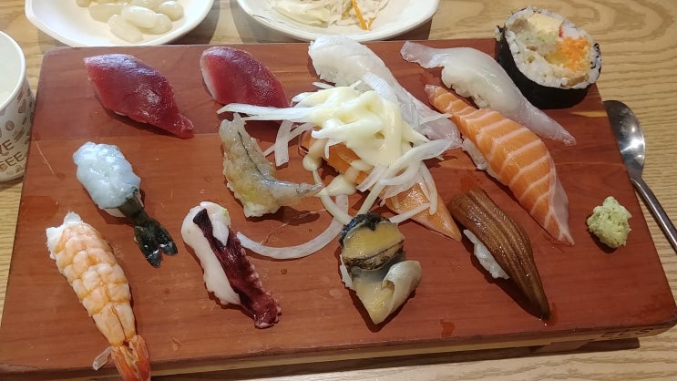  신부동 초밥 : 수스시 : 중저가 초밥집 중 가장 맘에 드는 식당