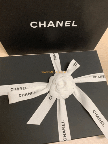  100% 정품 명품 구매대행 메투 METU CHANEL 샤넬 보이클러치 샤넬 보이 쉐브론 금장 클러치 램스킨 뉴미듐 / 구혜선 안재현 CHANEL 샤넬 보이클러치 샤넬 보이 쉐브론