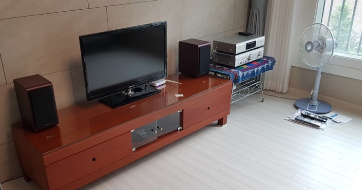  미국 사운드 유나이티드 그룹 산하 Denon PMA-520 인티 중국 IAG 그룹 산하 쿼드 S1