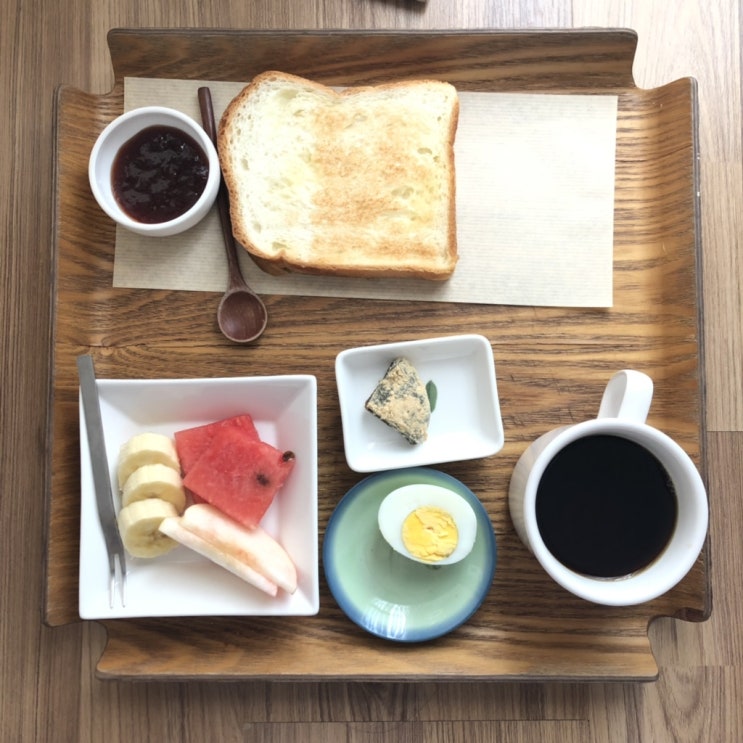  전주 혼자 여행, 첼로네 조식, 베테랑 칼국수, 안아줘 카페