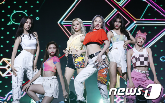  컴백 에버글로우 #연예인조공 #조공