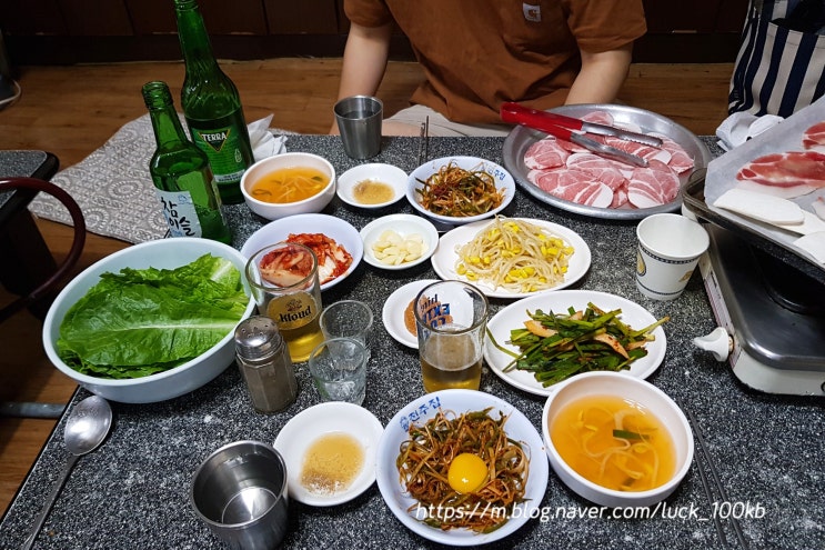  을지로 맛집 / 전주집 / 역시 힙지로라 냉동삼겹살도 다르네!