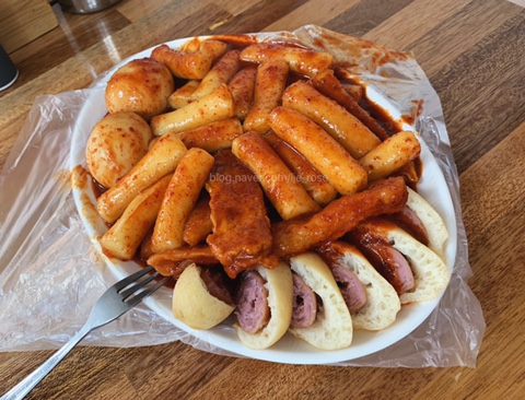  한지민 떡볶이 맛집, 신토불이 떡볶이