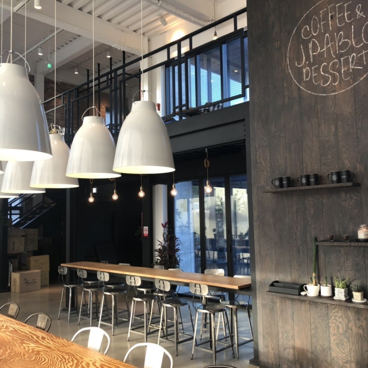  한국에서 육주차;북촌손만두,오이도 우정 횟집,대부도 J.PABLO CAFE,안산 중앙 해피존 dvd