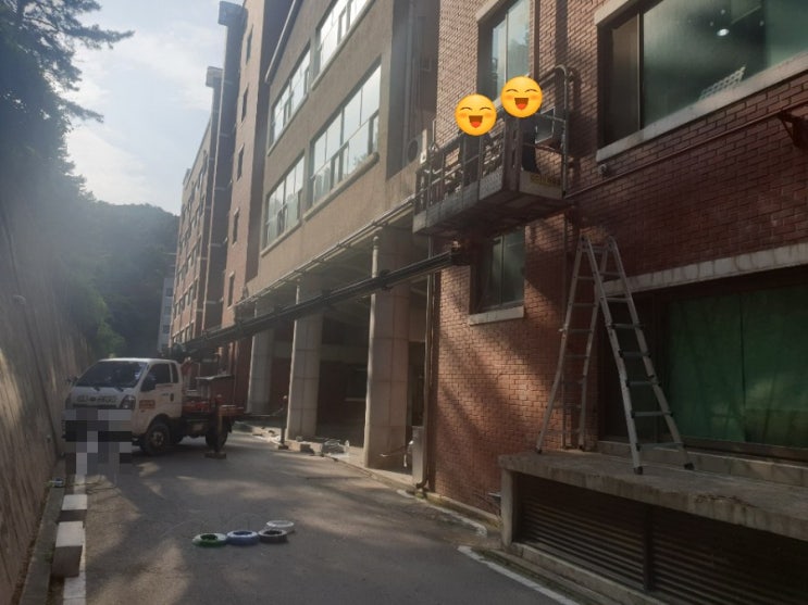  안양스카이차 안양동 고소작업차 연성대학교 소방시설 전기배관 설치공사  1톤 장비임대