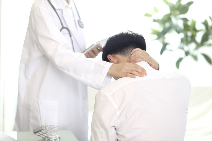 [추나치료요법] 편두통, 뒷골이 당기고 원인을 알 수 없는 두통, '경추성 두통'은 아닐까? (1)