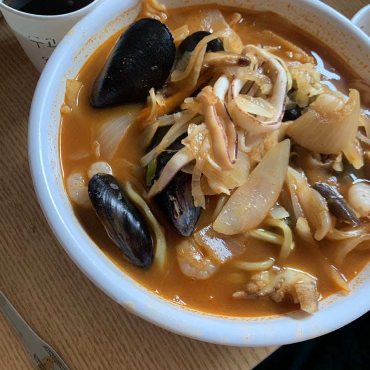  사랑의 불시착 11회 촬영지 군산맛집 : 빈해원