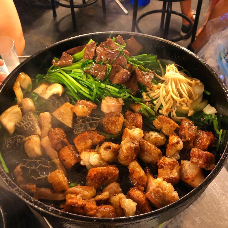  [서울/강남구] 서울 강남맛집 논현맛집 곱창 맛집 " 신촌황소곱창 " 솔직후기  곱창 싫어하는 사람은 내가 정말로 못봤다...  <신촌황소곱창 > 논현점 
