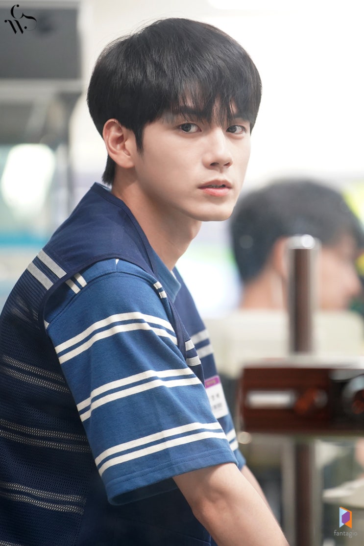  열여덟의순간 옹성우 최준우 편의점의순간