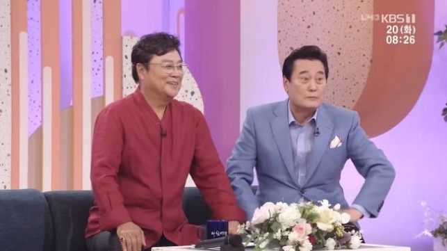  아침마당 남진 나이? "김성환과 다섯 살 차이, 이제는 친구로 지낸다" 남진 나이, 올해로 74세..김성환 "형님과 찰떡궁합"