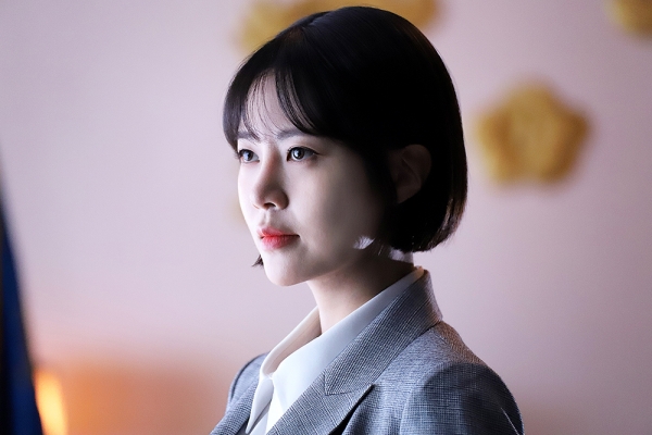  [Netflix][한드] 60일 지정생존자, 정수정비서관:최윤영