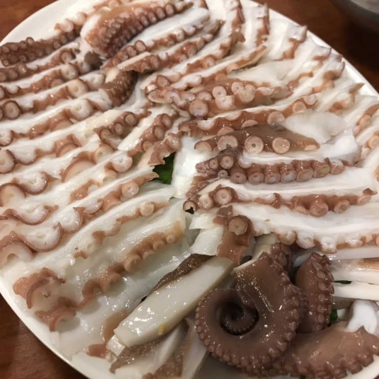  논현 막걸리 맛집 돌곰네 돌문어톳쌈 짱 /새우튀김 돌문어군만두 soso