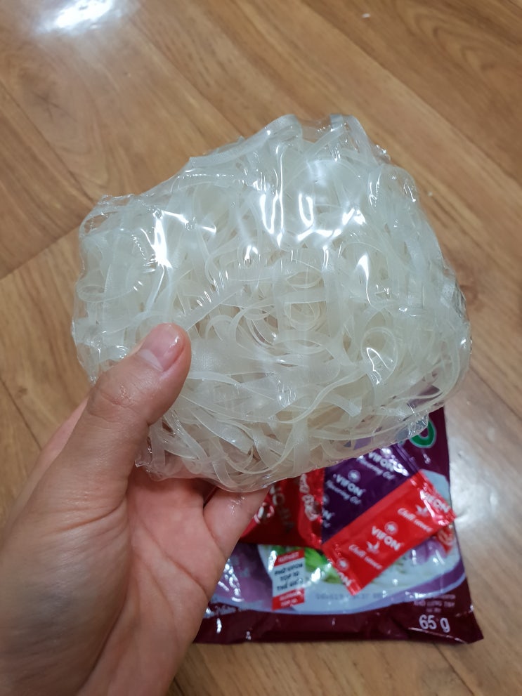  포보 쌀국수 인스턴트 대비 맛 좋네요 :)