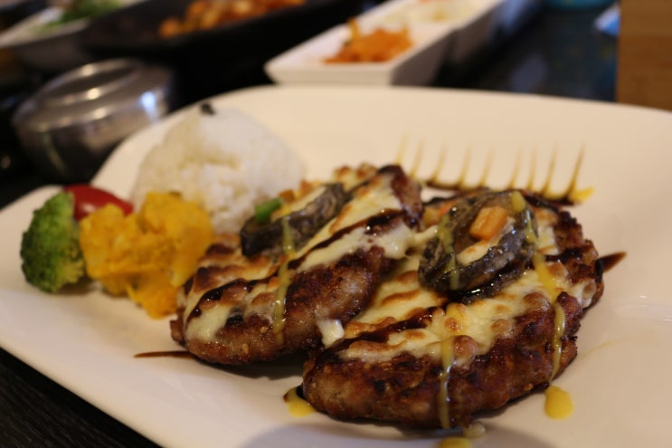  문동일셰프의 녹차고을 : 제주향토음식 맛집