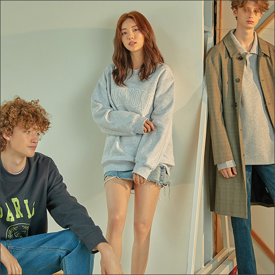  에프알제이 이혜주 화보 보며 2019 가을 코디 준비해요.