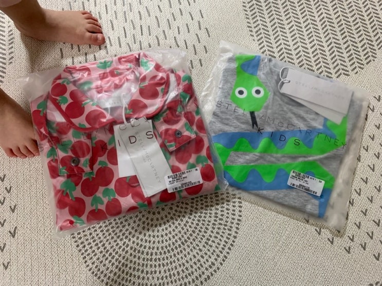  돌아기 첫 우비*,* _스텔라 맥카트니 키즈