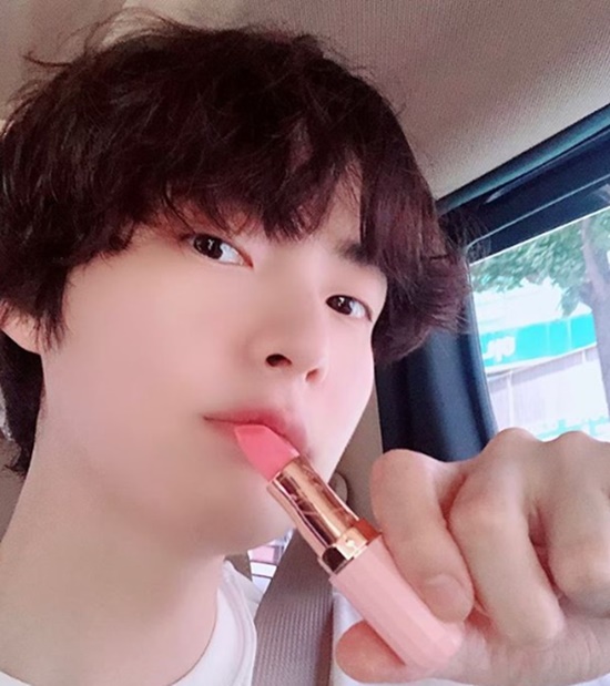 안재현 멀블리스 계약 중단, 남편 폭로한 아내의 인스타글 "술 취해 여자랑 통화" 사랑과 전쟁급 안재현 멀블리스 계약 중단, 남편 폭로한 아내의 인스타글 "술 취해 여자랑 통화" 사랑과 전쟁급