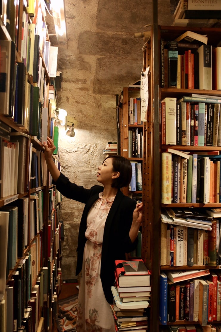  통로 현아샘’s [파리 서점에서 만나다] #01 the abbey book shop